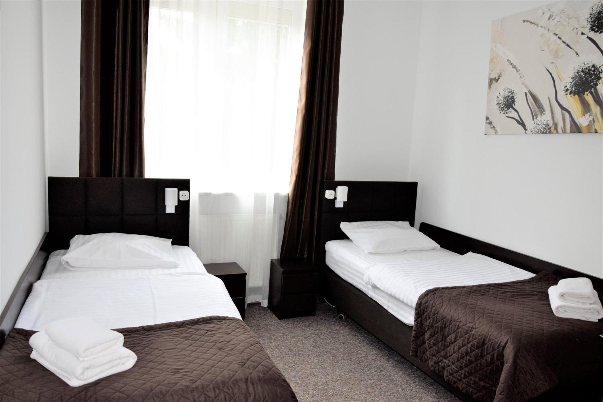 Victoria 3* Warszawa